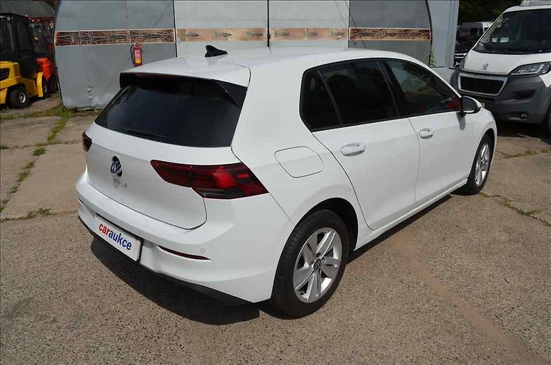Volkswagen Golf (2021) KOMBI 1,0 TSI - fotka 4 z 20