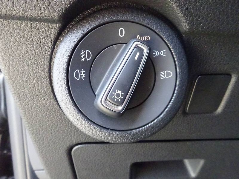 Volkswagen Multivan (2023) 2,0TDi/150kW DSG 4x4 Bulli - fotka 12 z 29