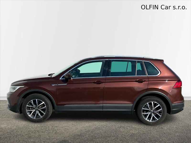 Volkswagen Tiguan 1,5 TSi 110 kW LIFE - fotka 10 z 27