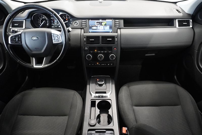 Land Rover Discovery Sport 2.0D 177kW 4x4 AUTOMAT - fotka 24 z 29