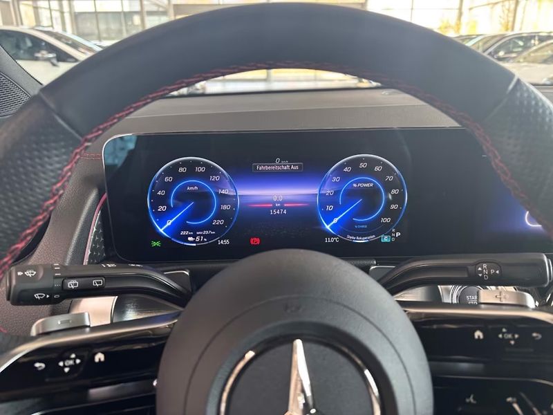 Mercedes-Benz EQB 350 4M AMG Pano LED Distronic - fotka 11 z 18