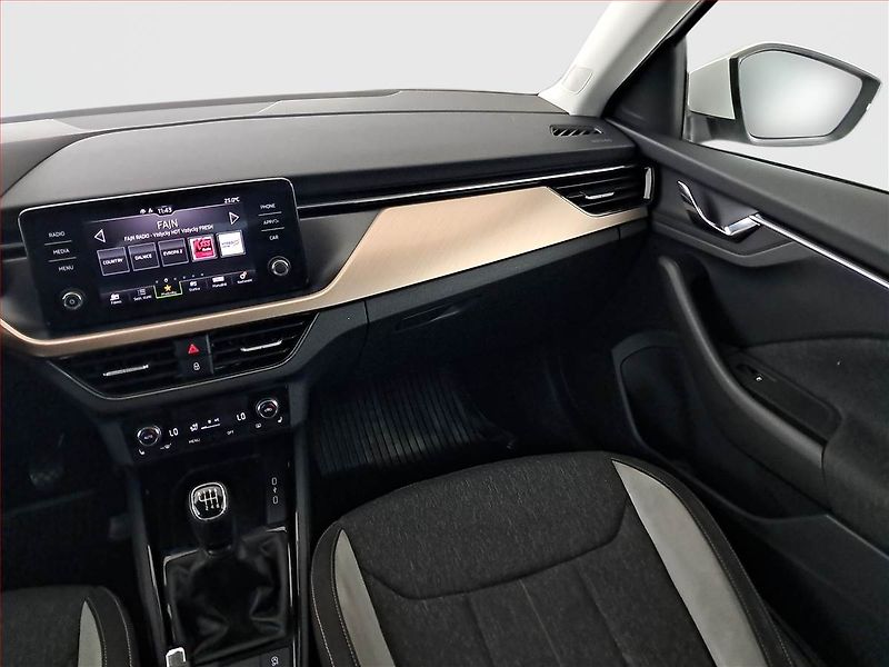 Škoda Scala (2021) 1.0 TSI, ČR,1.maj, Tempomat - fotka 8 z 23