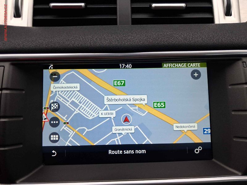Land Rover Range Rover Evoque (2016) 2.0 TD4 4x4, AT, bixen, panor - fotka 20 z 20