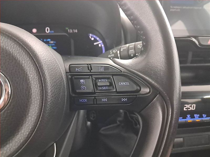 Toyota Yaris Cross (2023) Comfort 1.5 VVT-iE - fotka 19 z 20