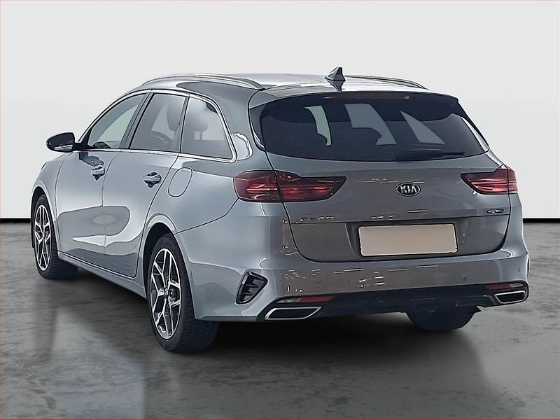 Kia Ceed (2021) GT Line 1.6 CRDi MHEV, Automat - fotka 4 z 16