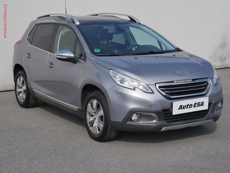 Peugeot 2008 (2015) 1.2PT, Allure - fotografie inzerátu