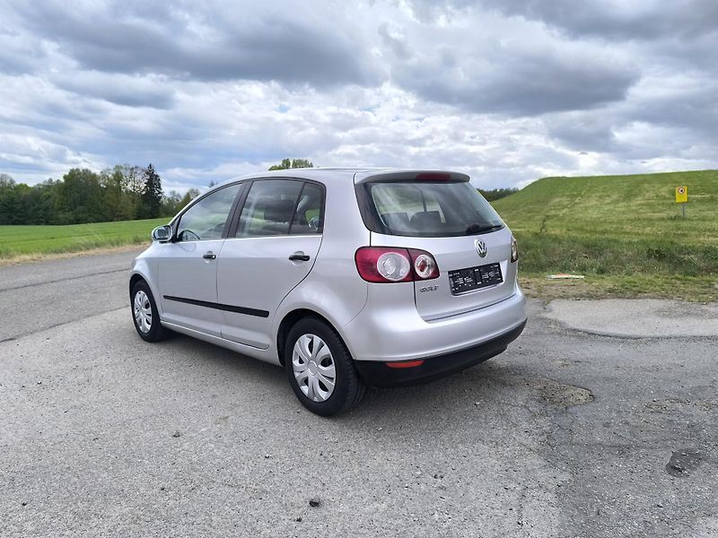 Volkswagen Golf Plus (2005) 1.4 1.MAJITEL,SERVISNI KÍŽKA - fotka 5 z 32