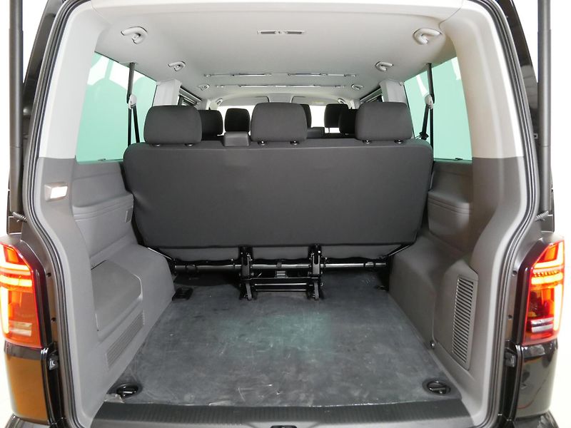 Volkswagen Caravelle - fotka 21 z 24