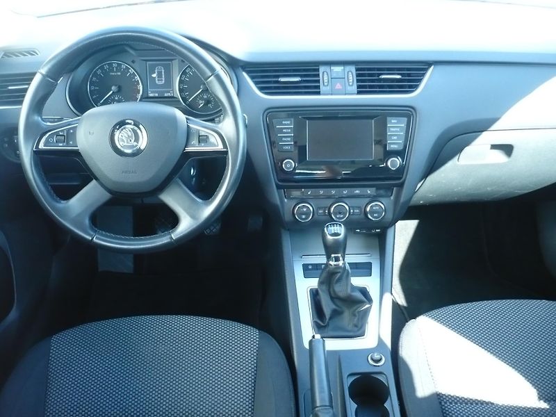 Škoda Octavia 2.0TDI 110Kw Serviska Manuál - fotka 9 z 29