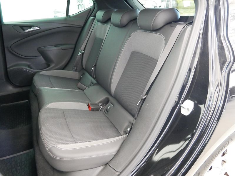 Opel Astra - fotka 24 z 25