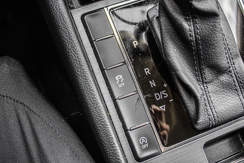 Škoda Superb - fotka 24 z 35