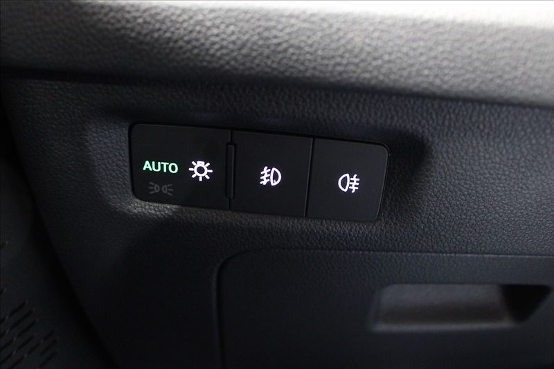 Škoda Octavia 2,0 TDI Ambition 1.majitel CZ - fotka 14 z 36