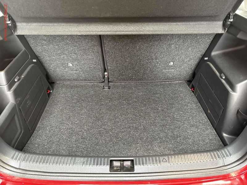 Škoda Fabia (2020) 1.0 TSi, 1.maj,ČR, klima - fotka 7 z 14