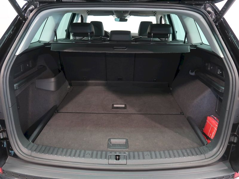 Škoda Kodiaq (2023) L&K 2.0TSI 140KW 4x4 DSG TAŽNÉ - fotka 44 z 47