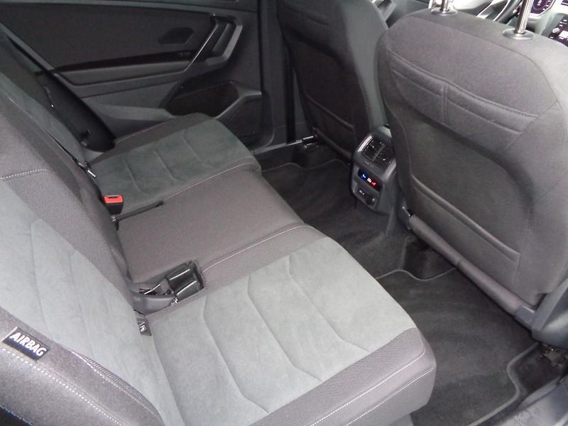 Volkswagen Tiguan 2.0 TDI DSG Elegance  110 kW - fotka 21 z 30