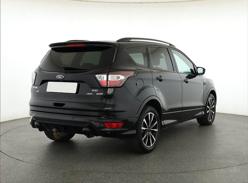 Ford Kuga (2017) 2.0 TDCi, 4X4, Serv.kniha - fotka 5 z 20