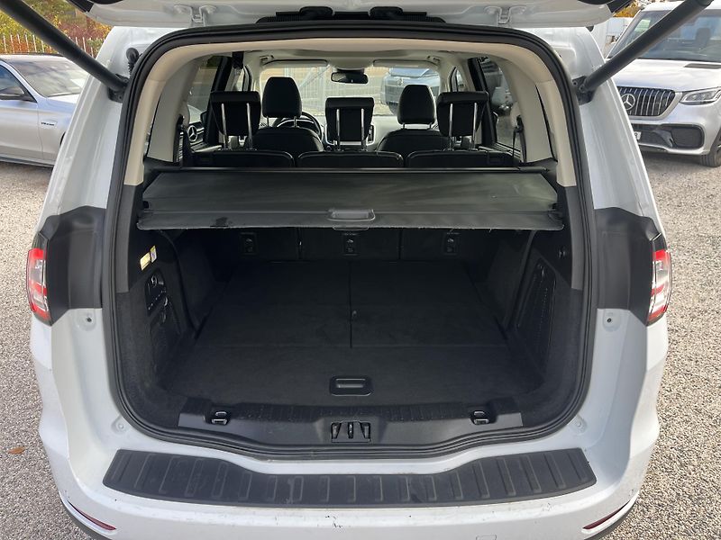 Ford Galaxy (2019) 2.0TDCi 177kw Titanium - fotka 18 z 24
