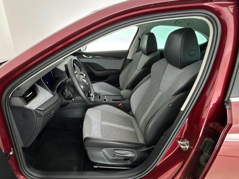 Škoda Octavia Top Selection - fotka 7 z 27