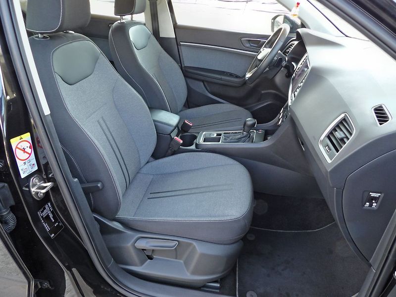 Seat Ateca 2.0TDI 110kW DSG Virtual LED - fotka 20 z 30