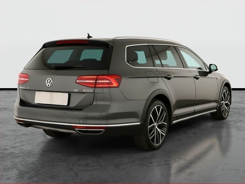 Volkswagen Passat (2017) Alltrack 2.0 BiTDI, 4X4 - fotka 5 z 18