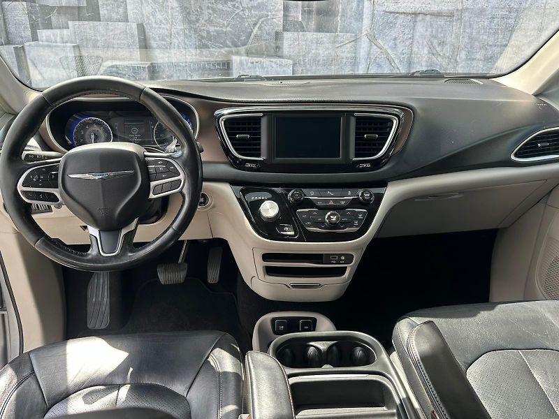 Chrysler Pacifica (2019) 3.6i, 214KW, BLIS - fotka 15 z 26