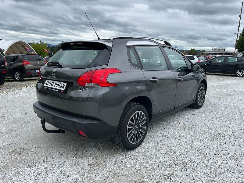 Peugeot 2008 1.6 HDI - fotka 14 z 15