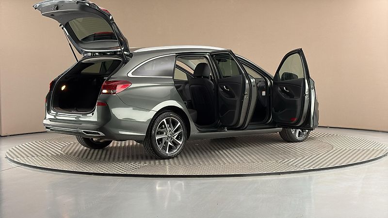Hyundai i30 1.5 T-GDI AUT Style Kombi - fotka 6 z 29