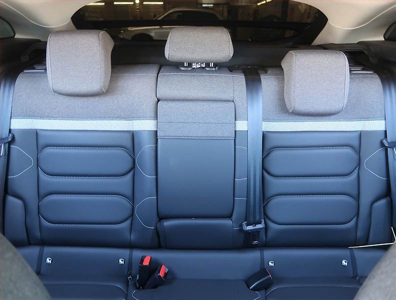 Citroën C4 (2021) 1.5 BlueHDi, Automat - fotka 10 z 20