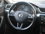 Škoda Superb (2016) 2.0 TDI, Navi, Bi-Xenony - náhled 22