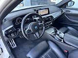 BMW Řada 5 530d xDrive Touring M-Sport - náhled 13