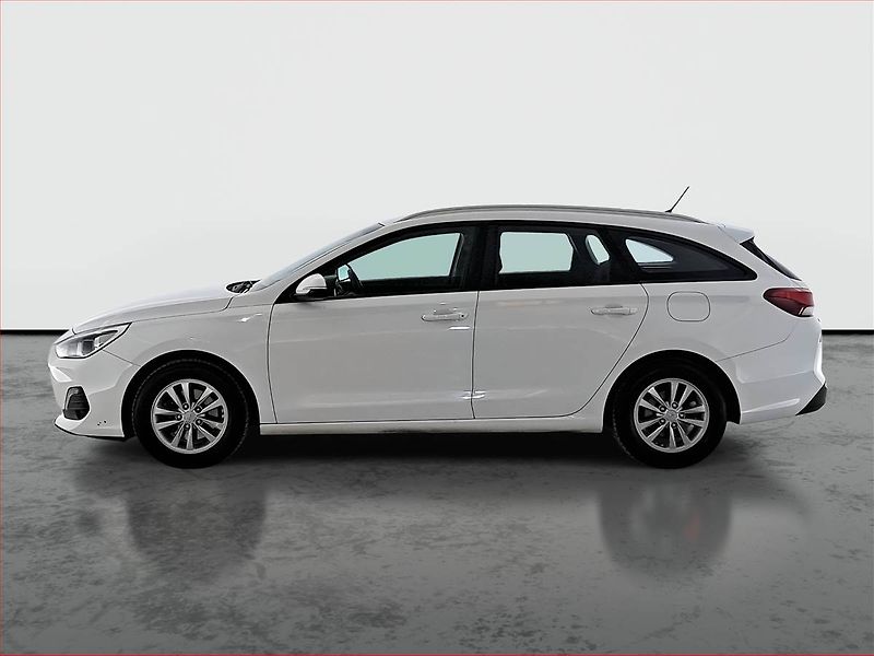 Hyundai i30 (2018) 1.6 CRDi, Park. senzory - fotka 3 z 18