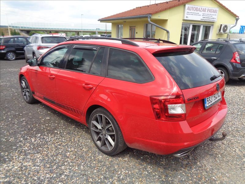Škoda Octavia 2,0   RS - fotka 16 z 21