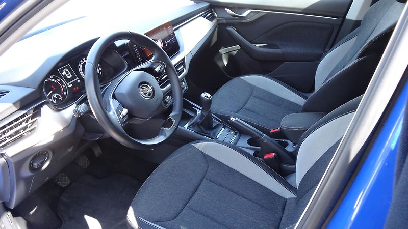 Škoda Scala 1.5TSi Style plus rezervace - fotka 2 z 11