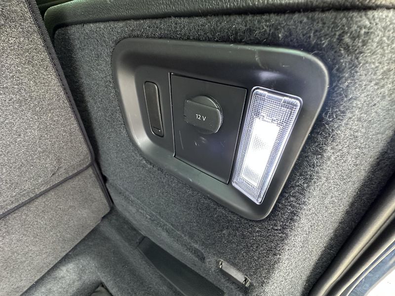 Volkswagen Sharan (2021) 1.4TSI/110kW * 7.Míst * 2.Maj  - fotka 35 z 45