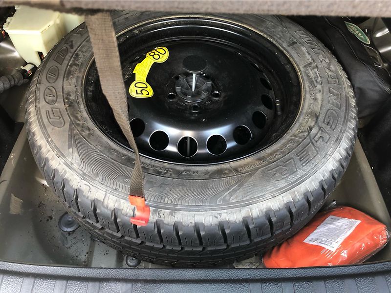 Land Rover Freelander A 2.2 TD4 - fotka 26 z 27
