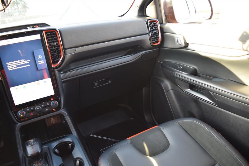 Ford Ranger 3,0 Raptor V6 215KW ZÁRUKA - fotka 32 z 52