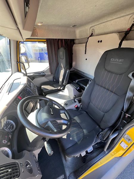 DAF LF 230 FA 12T THERMOSKŘ.ČELO - fotka 9 z 11