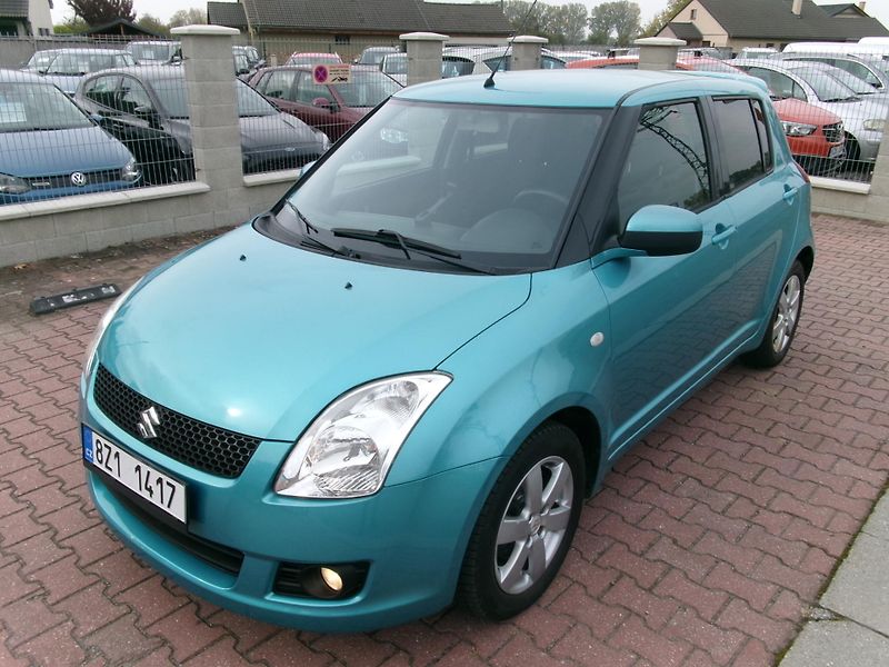 Suzuki Swift (2009) 1,3i KLIMA - ZADÁNO - fotka 1 z 26
