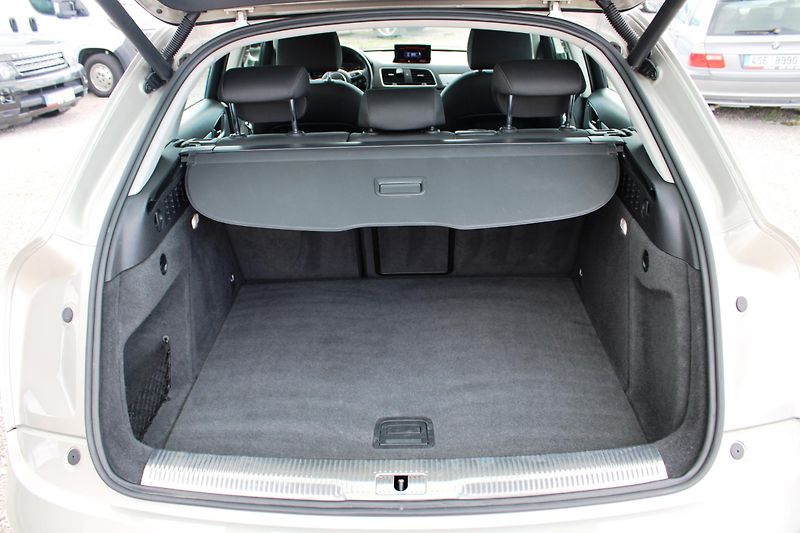 Audi Q3 (2016) 2,0TDI QUATTRO S-TRONIK LED   - fotka 11 z 16