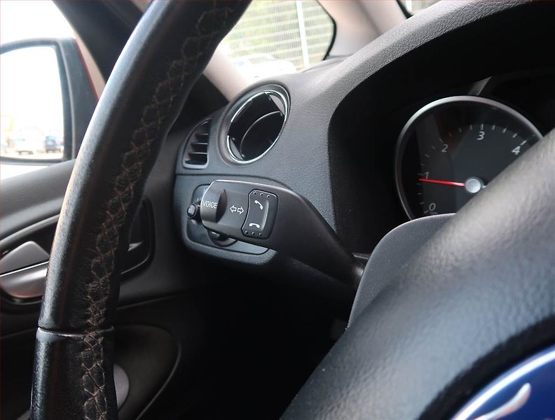 Ford Galaxy (2009) 1.8 TDCi, 7 míst, po STK - fotka 17 z 20