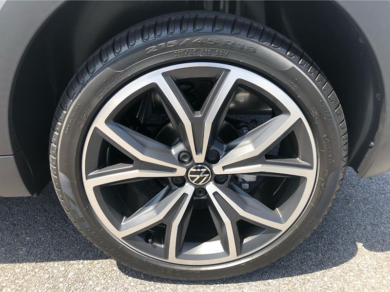 Volkswagen T-Cross Style 1.0 TSI 85 kW 7DSG - fotka 14 z 28