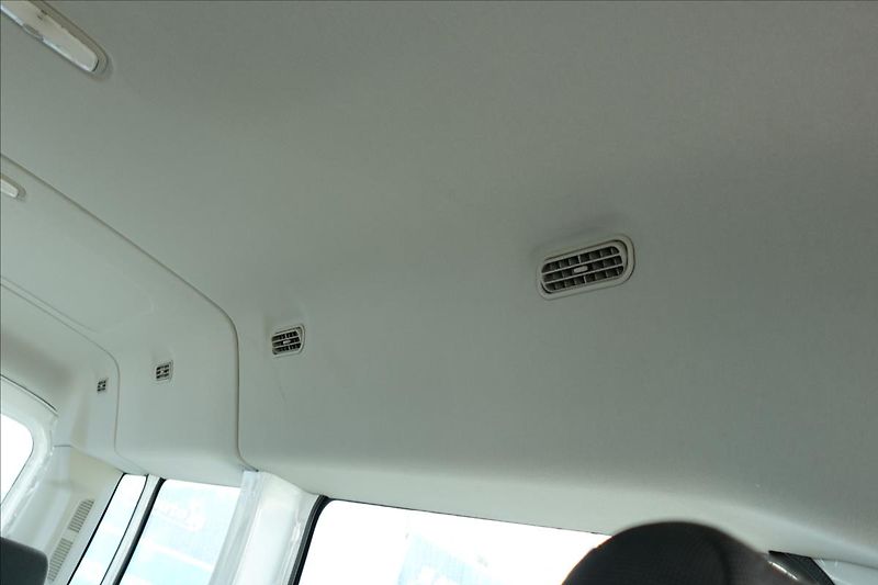 Ford Transit 2,0 TDCi  L3H2 9MÍST KLIMA SER - fotka 39 z 39