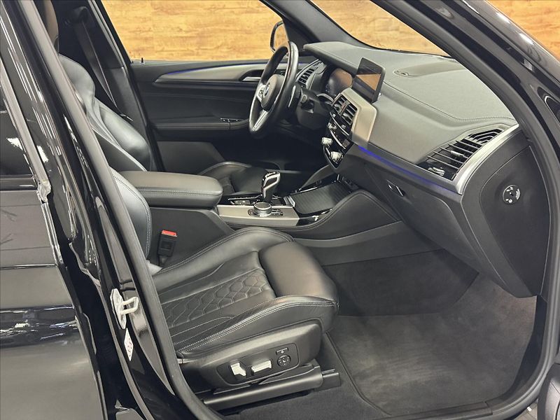 BMW X3 M COMPETITION - fotka 21 z 28