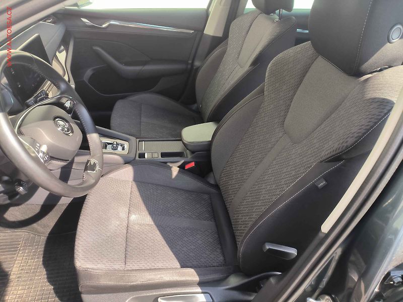 Škoda Octavia (2021) 2.0 TDi, ČR, Stylem, DSG, LED - fotka 9 z 30