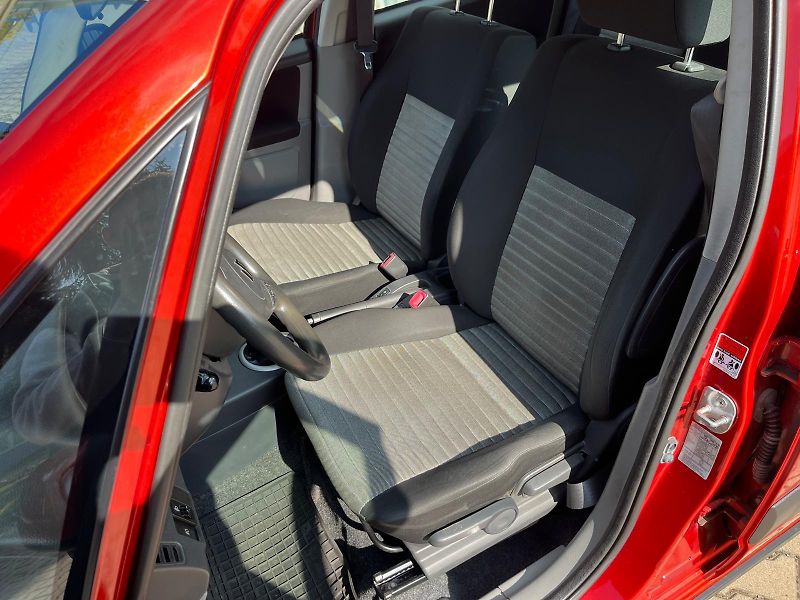 Suzuki SX4 1,6 VVT i-AWD /1.mj./servis.k. - fotka 9 z 13