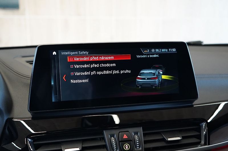 BMW X2 20i xD, M Sport X, Pano, HUD - fotka 31 z 43