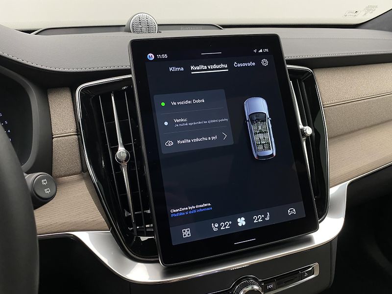 Volvo XC90 B5 AWD DARK ULTRA AUT CZ 7m - fotka 44 z 66