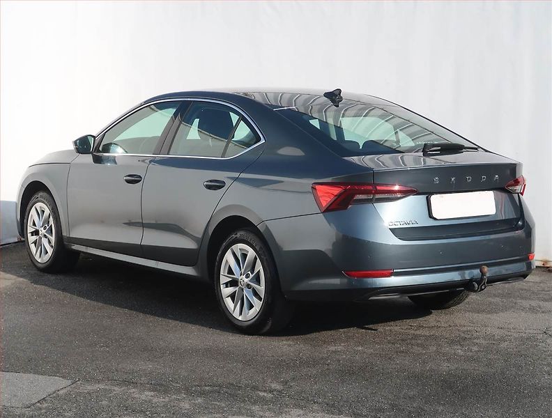 Škoda Octavia (2021) Style 2.0 TDI, Serv.kniha - fotka 4 z 21