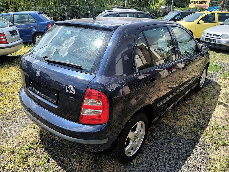 Škoda Fabia 1.4 16V  Elegance - fotka 5 z 28