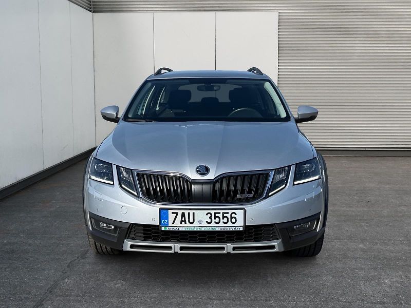 Škoda Octavia (2019) SCOUT 2.0TDI 110kW 4x4 DPH CZ - fotka 2 z 11
